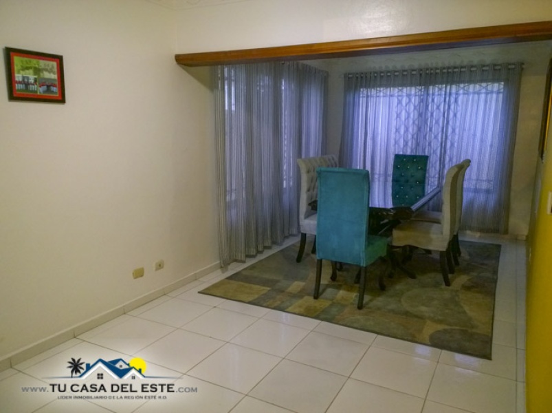 En Venta Hermosa Casa en Residencial Cerrado en Sector Hazim de San Pedro