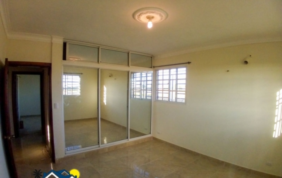 Moderna Casa en Venta en Altos de Abraham, San Pedro