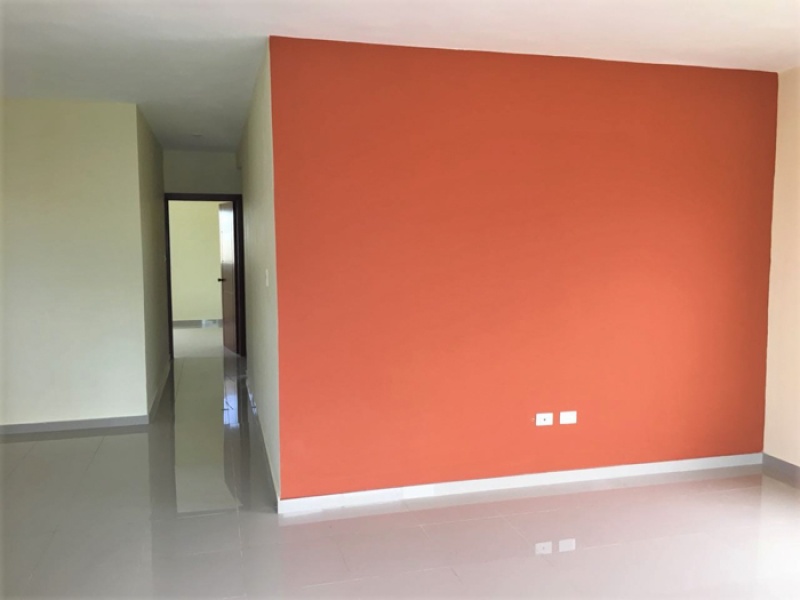 Moderna Casa en Vente en el Residencial Naime 3ra Etapa