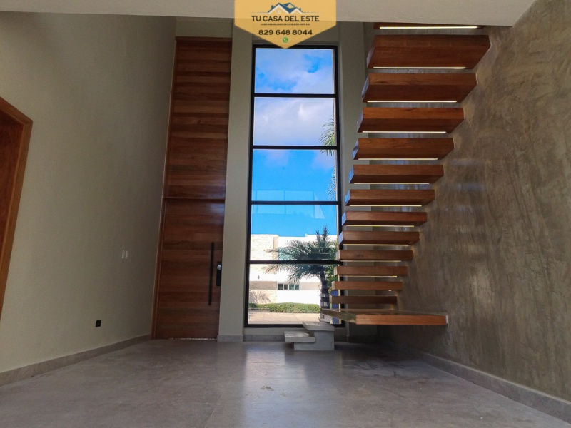 En Venta Espectacular Villa en Playa Nueva Romana