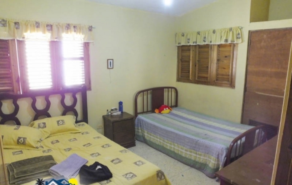 En Venta Hermosa Casa en Residencial Las Piedras en La Romana